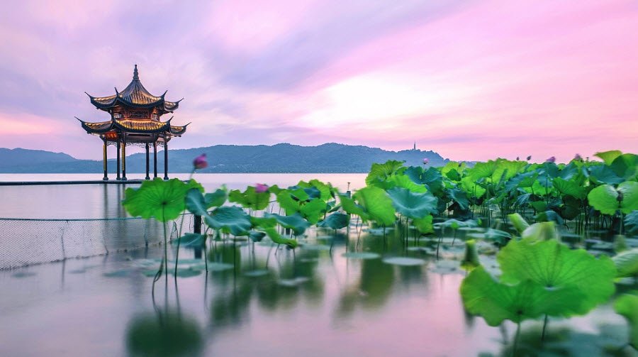 West Lake, Hangzhou, Zhejiang, China